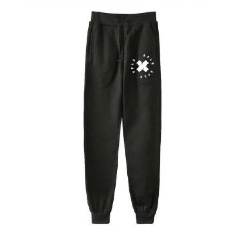 Women's jogging pants with practical cut and elastic waistband Lisslune