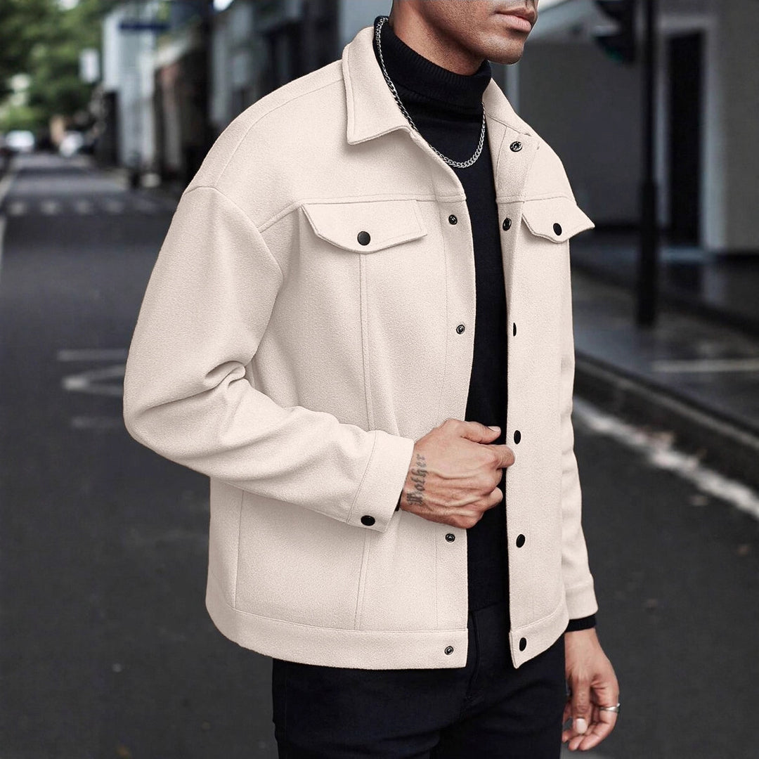 Men's fashionable overshirt jacket with practical pockets and snap button closure Lisslune