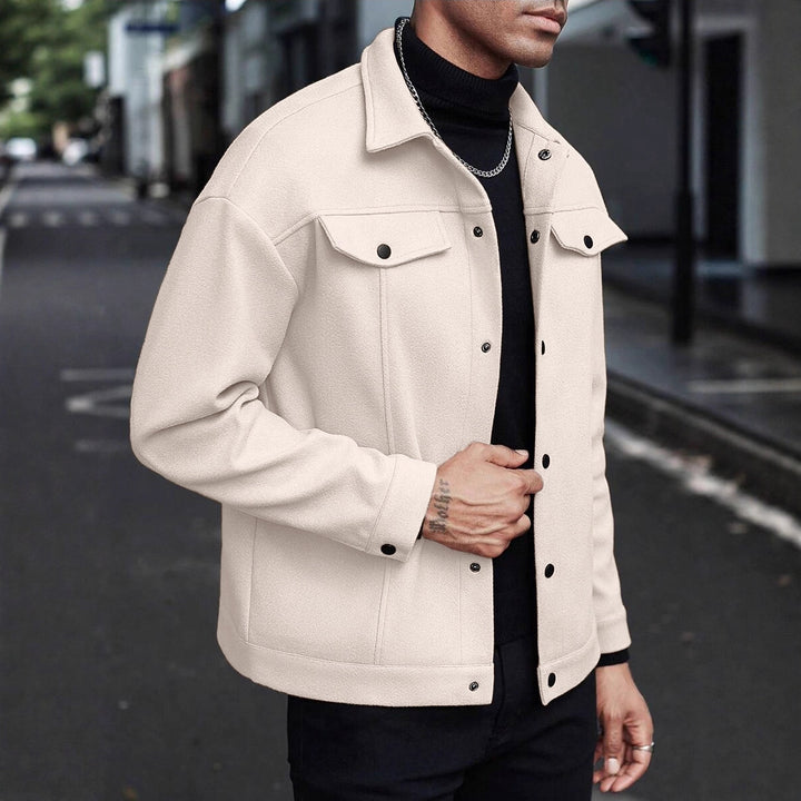 Men's fashionable overshirt jacket with practical pockets and snap button closure Lisslune