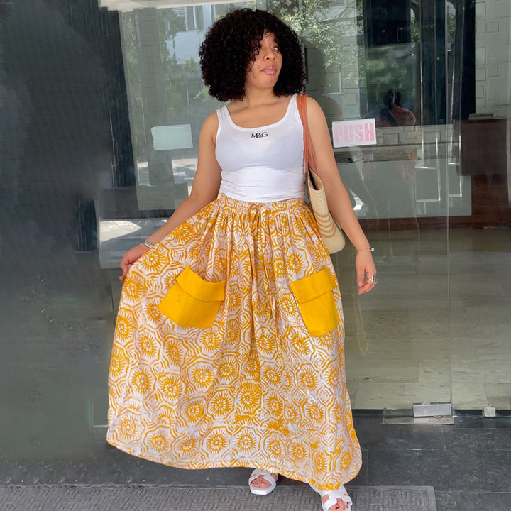Women's maxi skirt with practical patch pockets and playful pattern Lisslune
