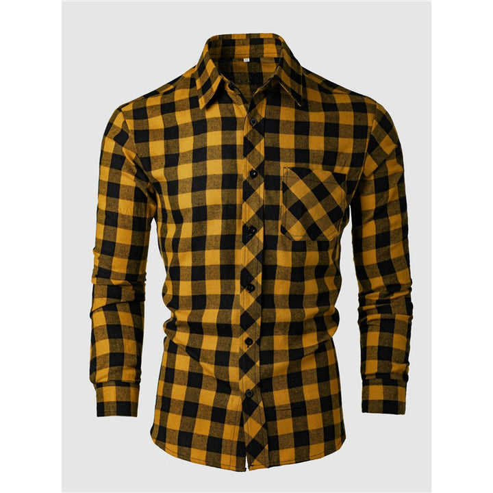 Men's flannel shirt with classic check pattern and chest pocket Lisslune
