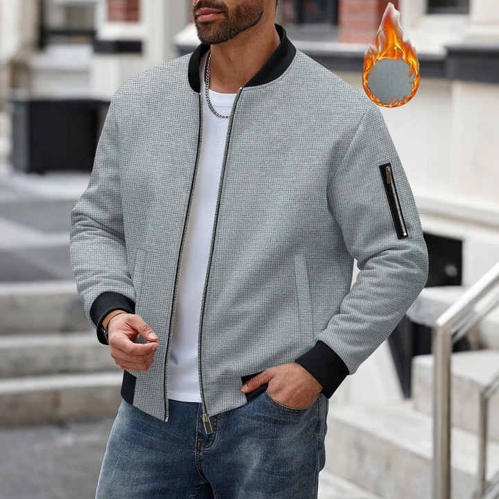 Men's sporty bomber jacket with textured material and practical side pockets Lisslune
