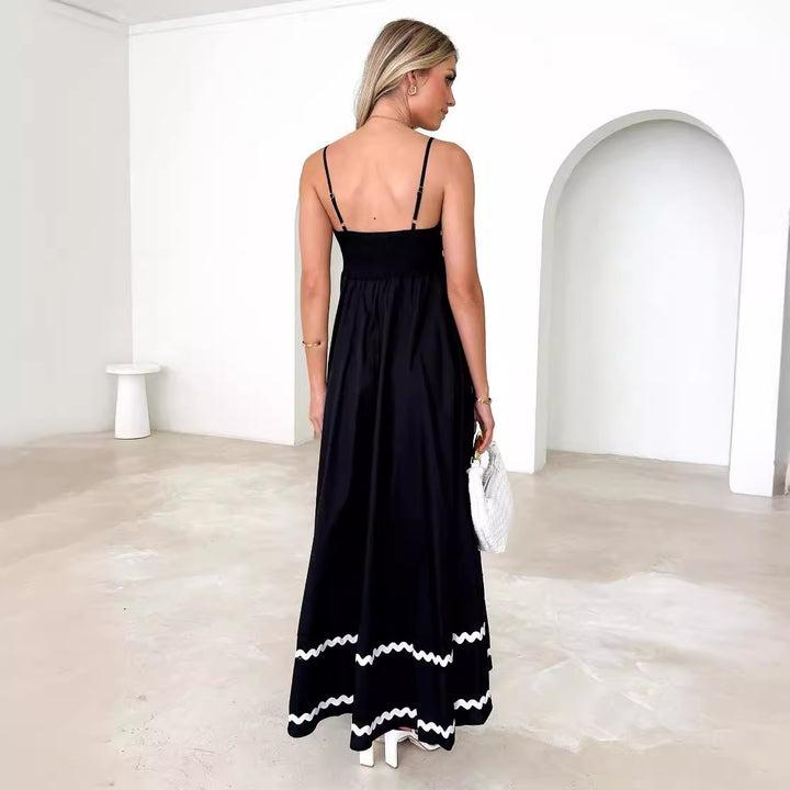 Women's airy long dress with delicate ruffle details and adjustable spaghetti straps Lisslune