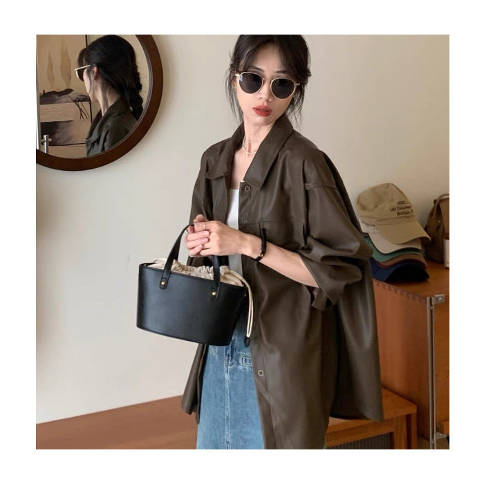 Women's outerwear jacket in fashionable oversized style with practical pockets Lisslune