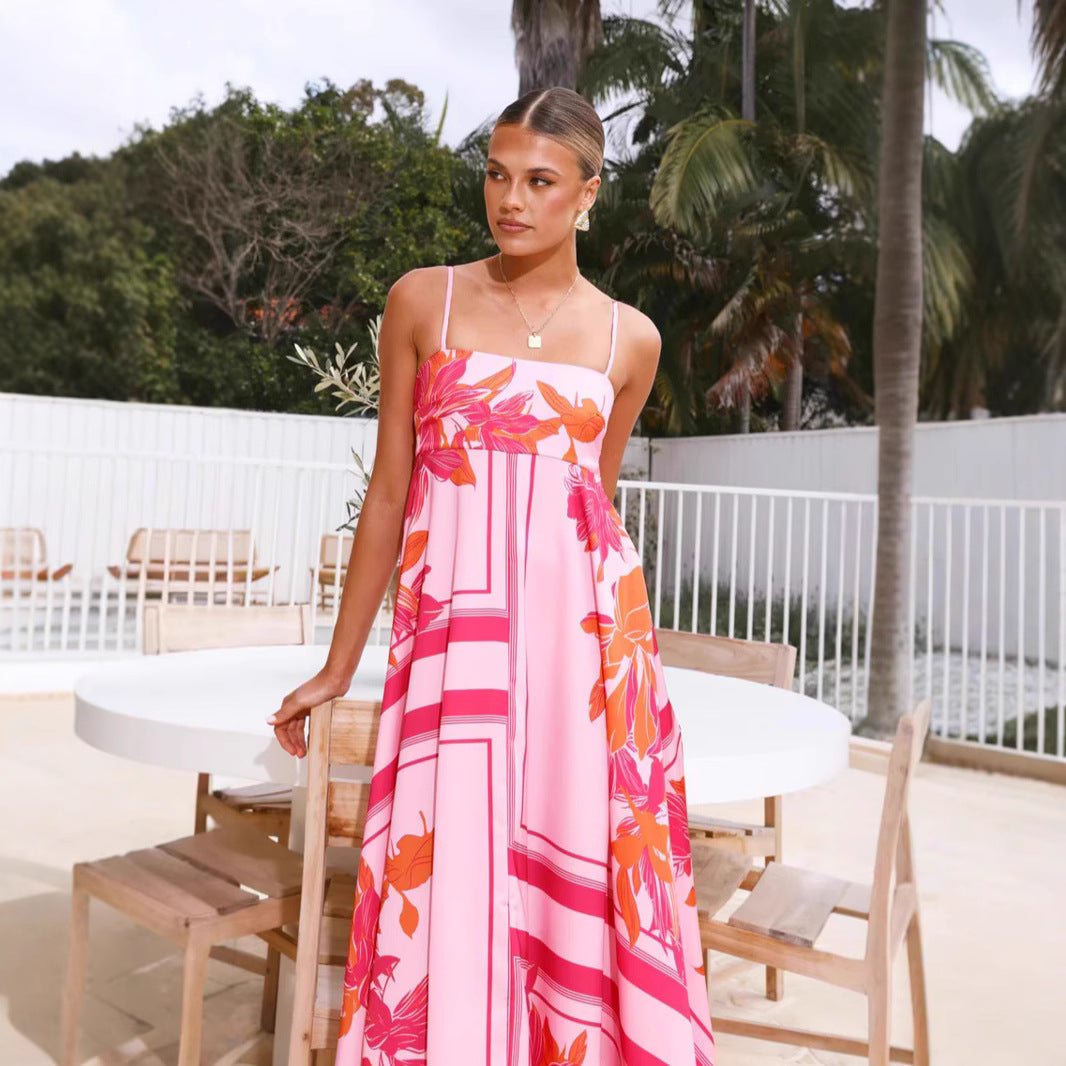 Women's maxi dress with floral motif and flowing fit Lune London