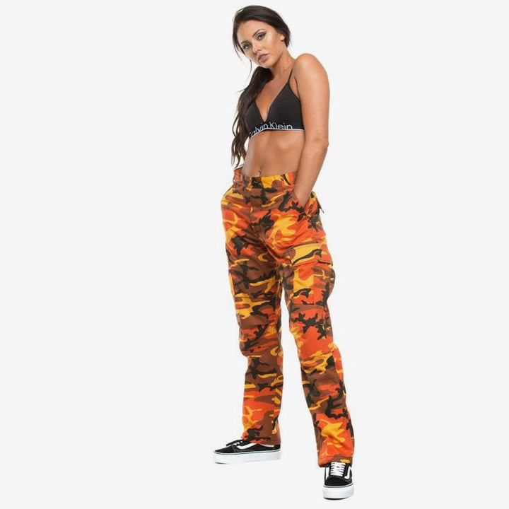 Men's cargo pants in modern camouflage style with multiple practical pockets Lisslune