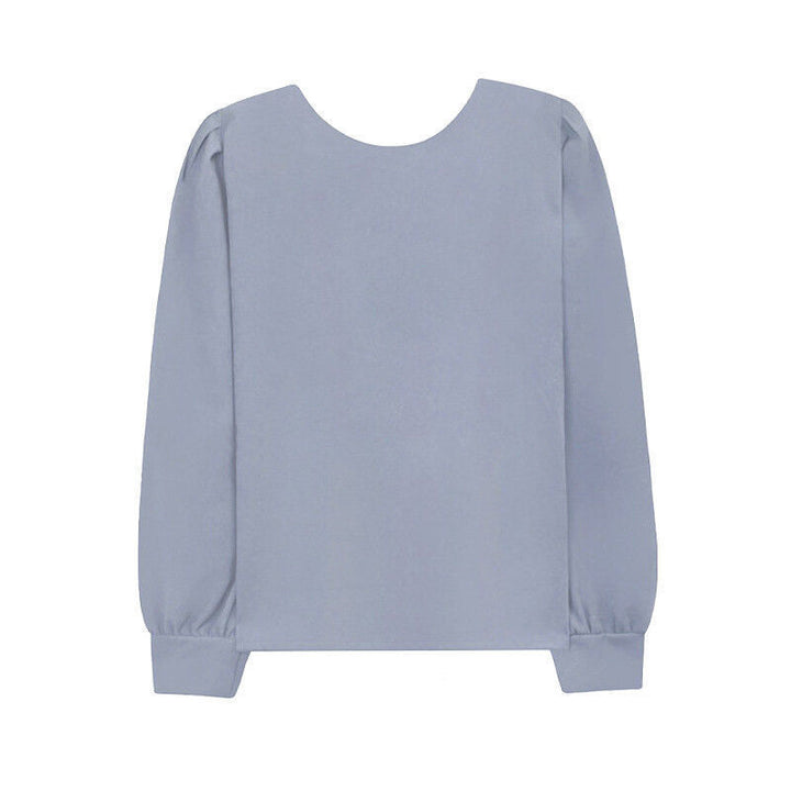 Women's blouse with puff sleeves and versatile cut