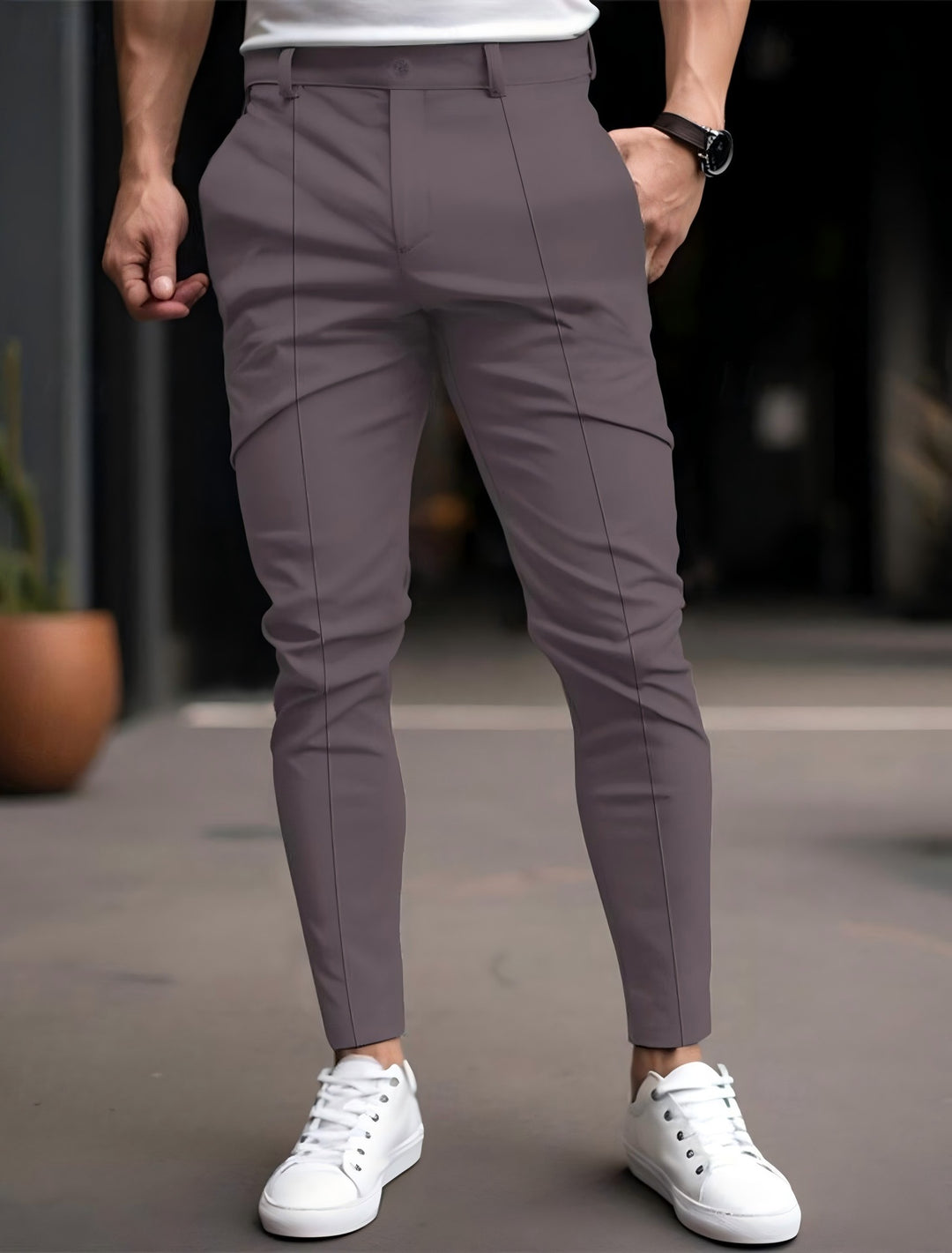 Men's stylish slim-fit chinos with elastic waistband and versatile pockets Lisslune