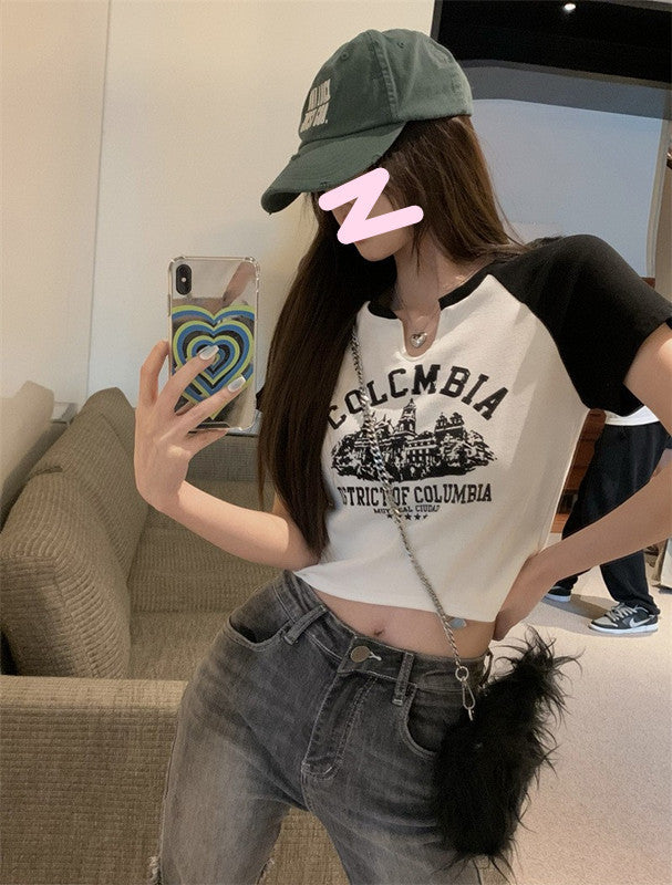 Women's cropped t-shirt with striking retro print and comfortable fit