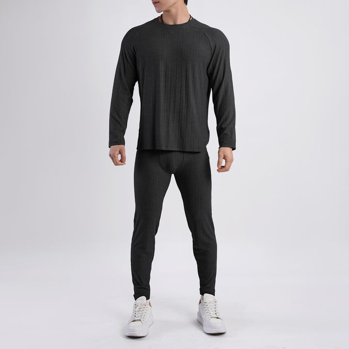 Men's thermal set with innovative heat insulation and moisture-wicking properties Lisslune