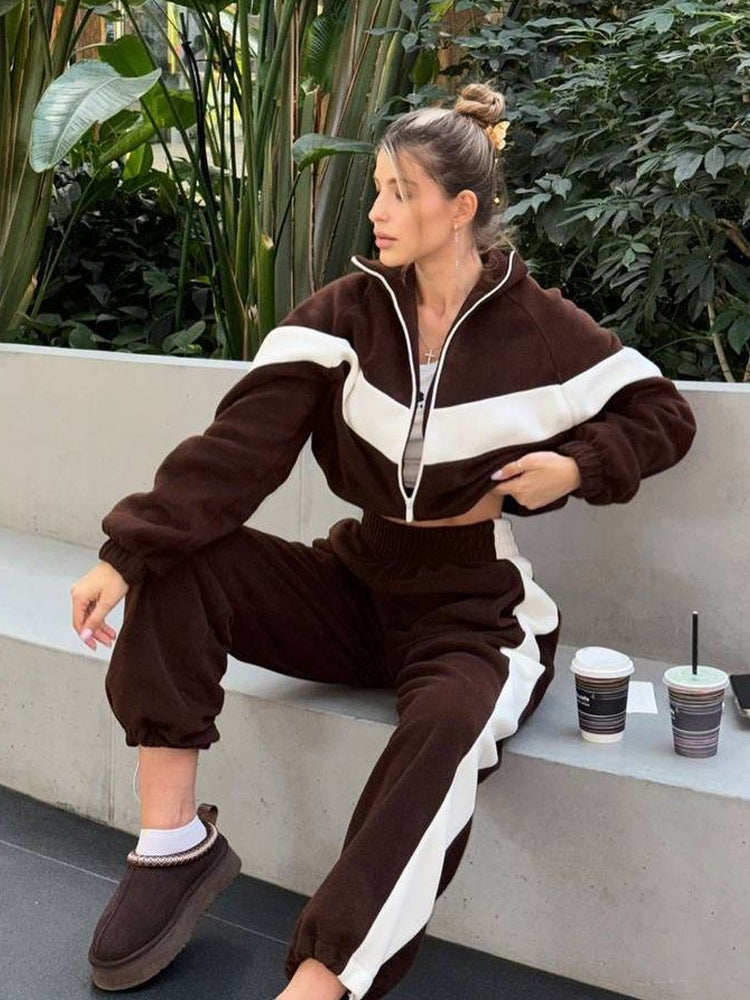 Women's sporty fleece tracksuit with stand-up collar and side stripes Lisslune