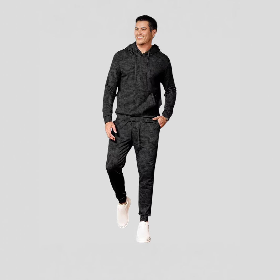 Men's sporty hoodie and jogging pants set with breathable materials Lisslune