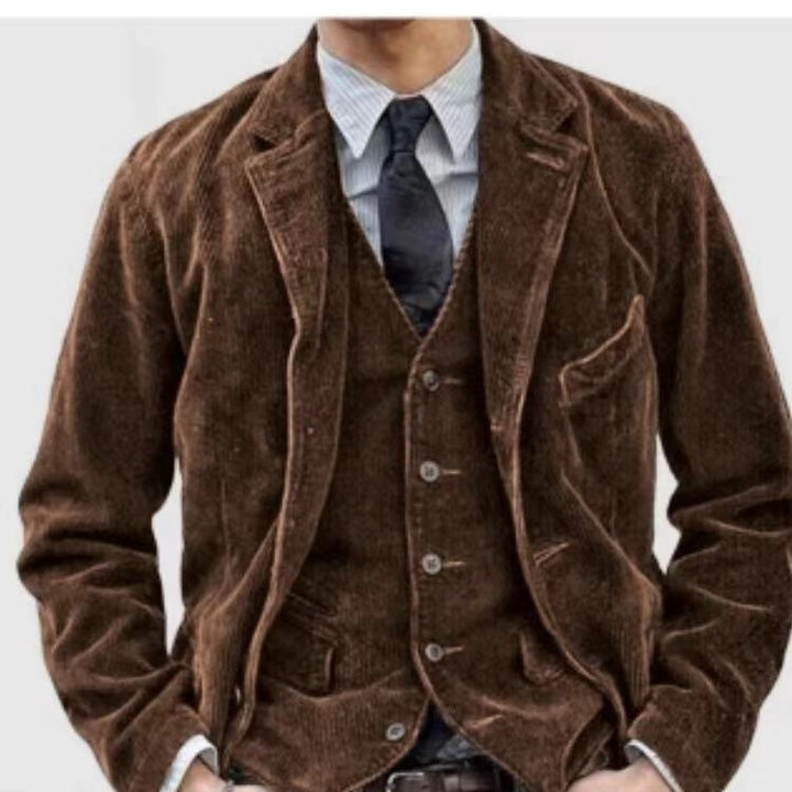 Men's elegant velvet jacket with classic cut Lisslune