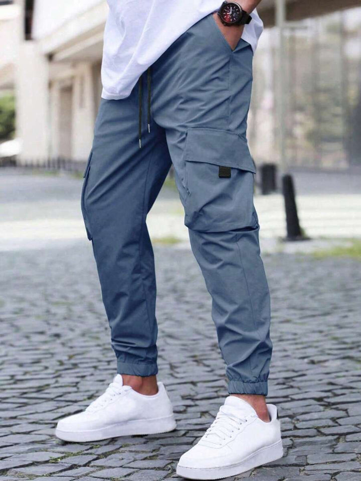 Men's cargo pants with elastic waistband and practical side pockets Lisslune