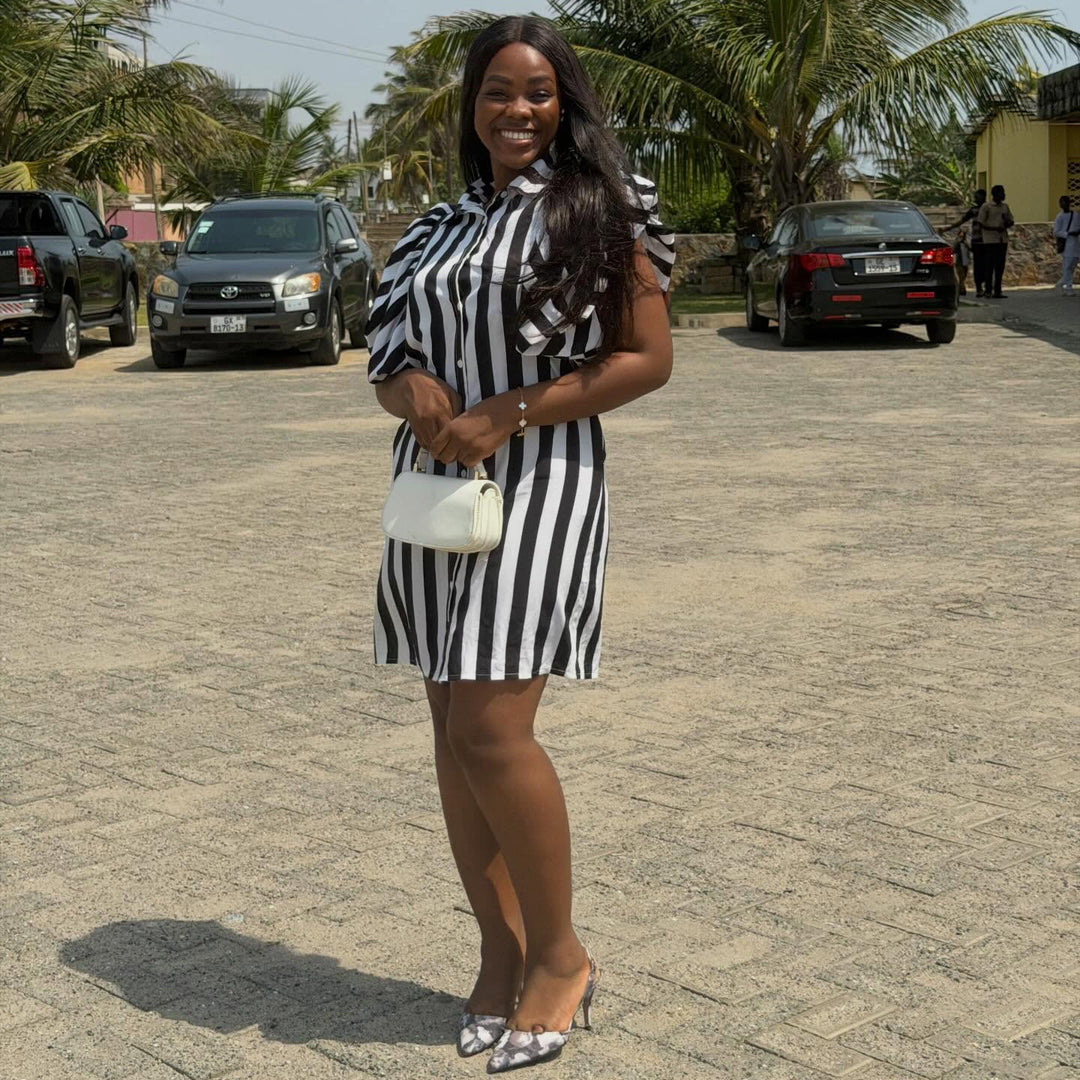 Women’s shirt dress with stylish striped pattern and casual fit