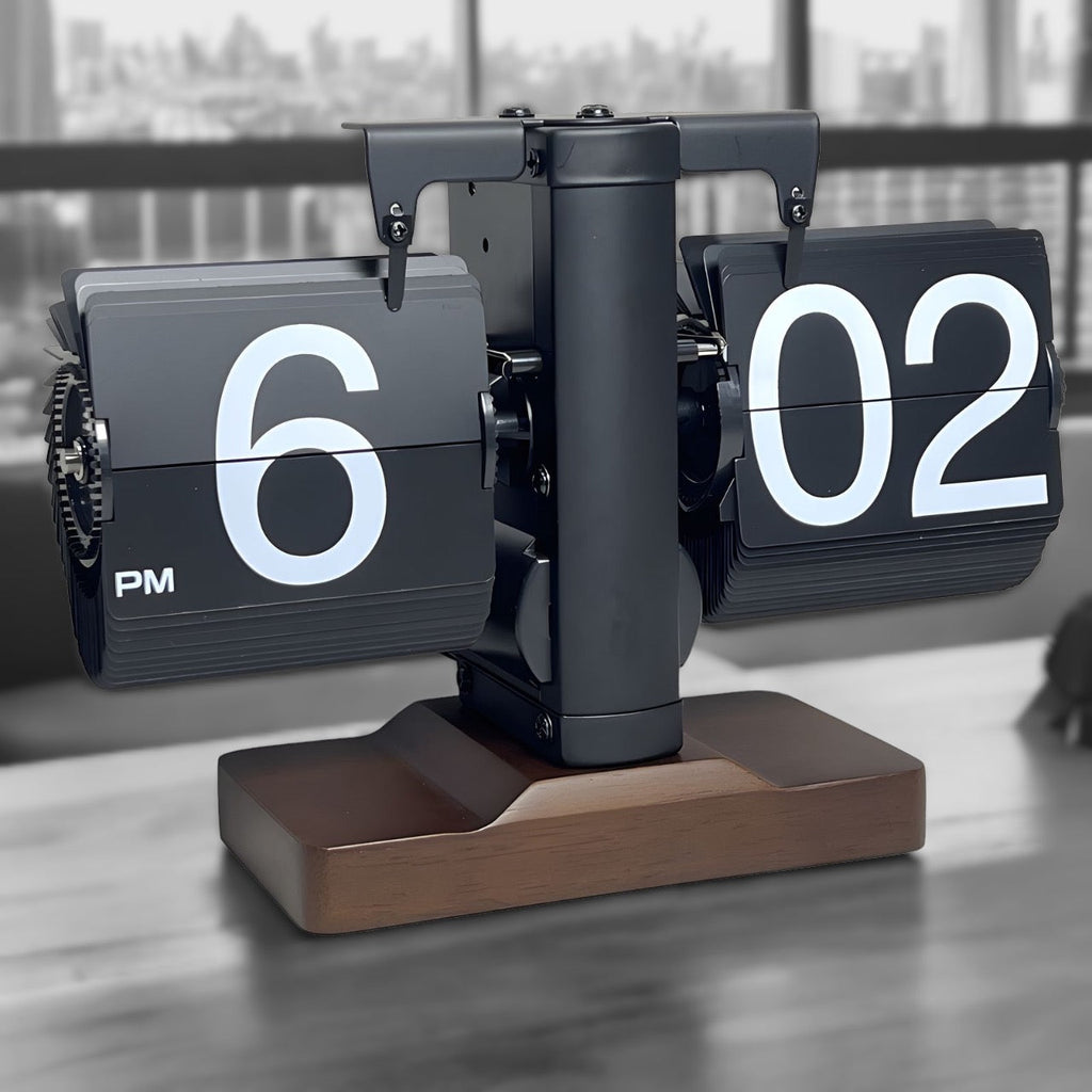 Lisslune | Chronora – Elegant watches for modern interiors