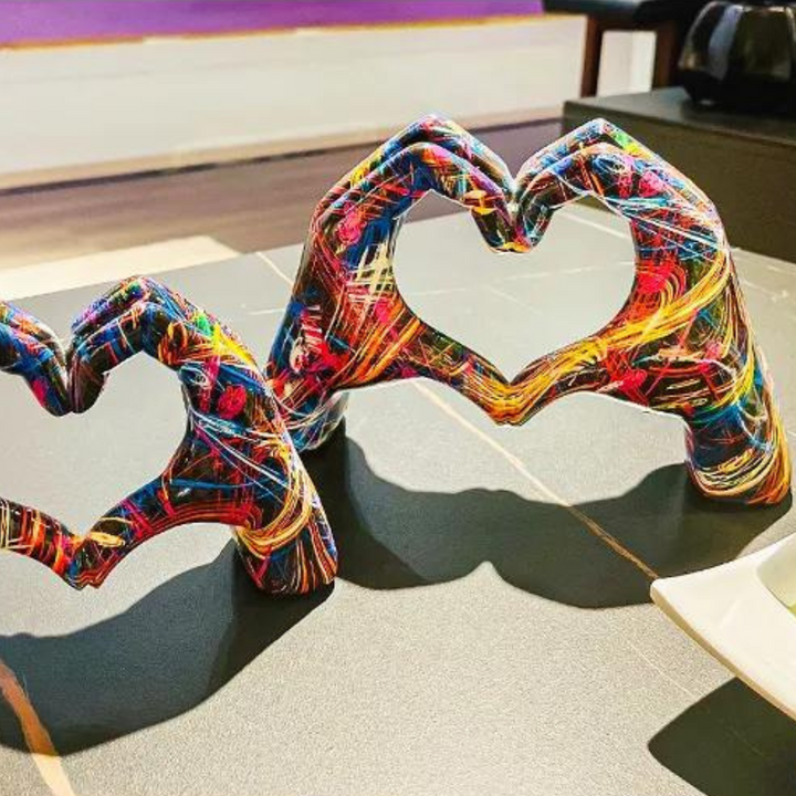 Lisslune | Elegant - Heart Gesture Hand Sculpture