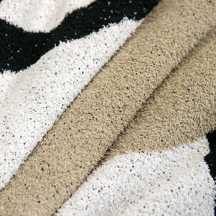 Lisslune | Onyx Cozy All-Season Travel Bed Blanket