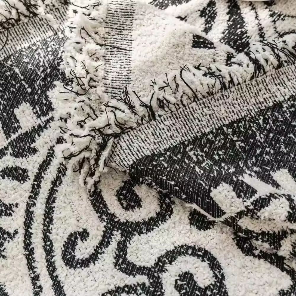 Lisslune | Ornamental Jacquard Sofa Cover