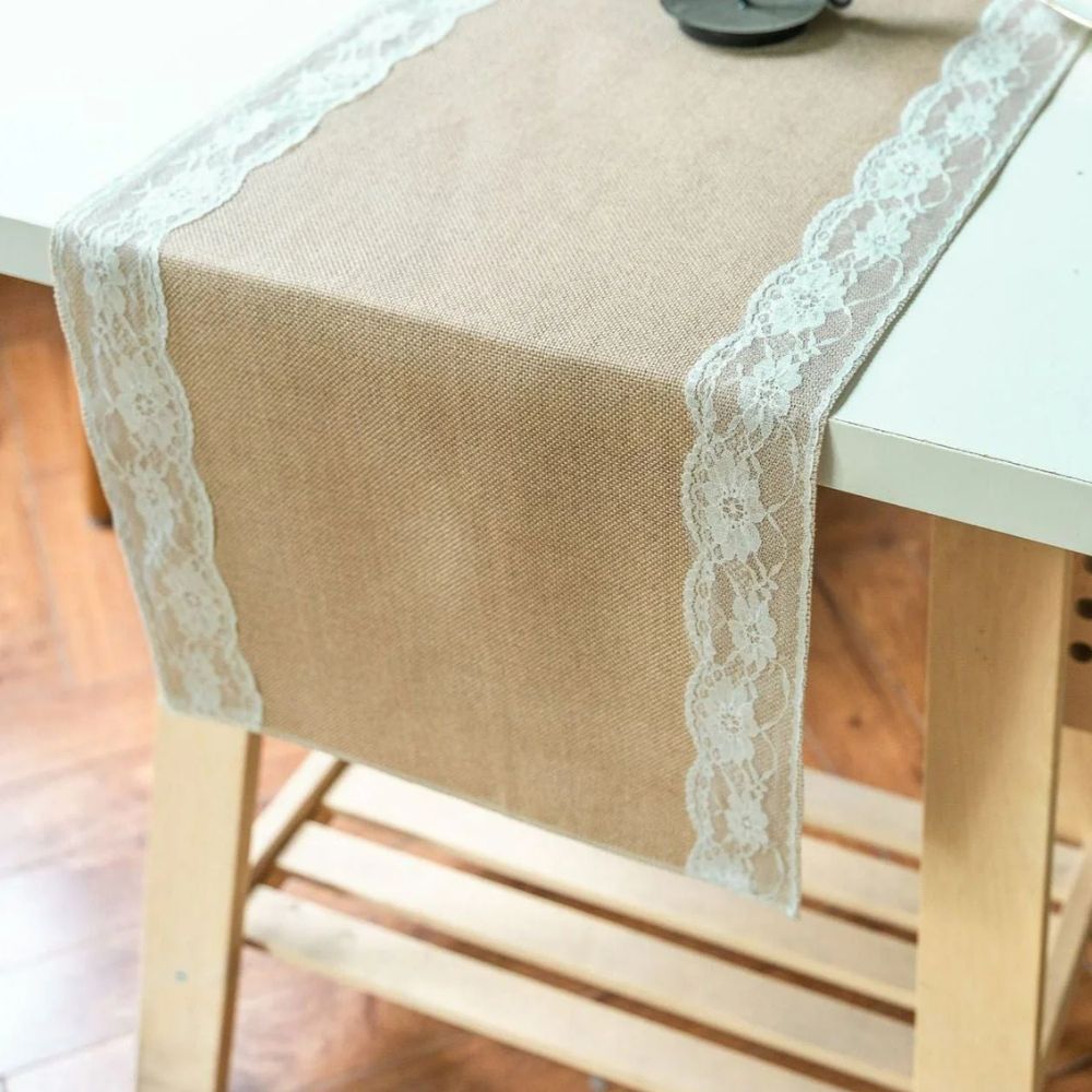 Lisslune | Ornate Blossom Lace Edge Table Runner