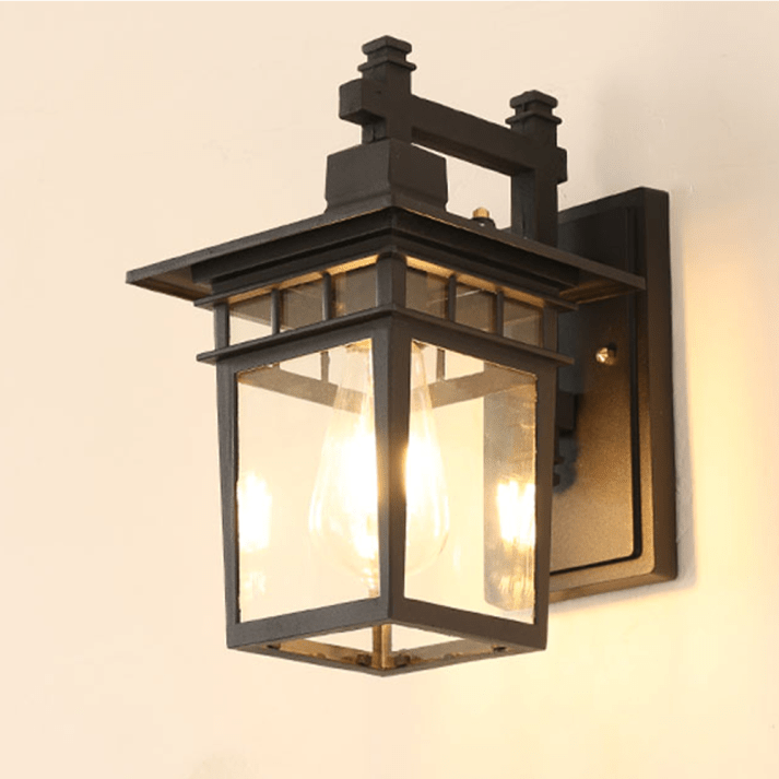 Lisslune | Stylish, weatherproof outdoor wall lamp with adjustable light head
