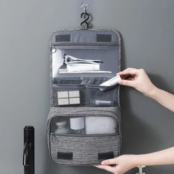 Lisslune | Hanging toiletry bag for men