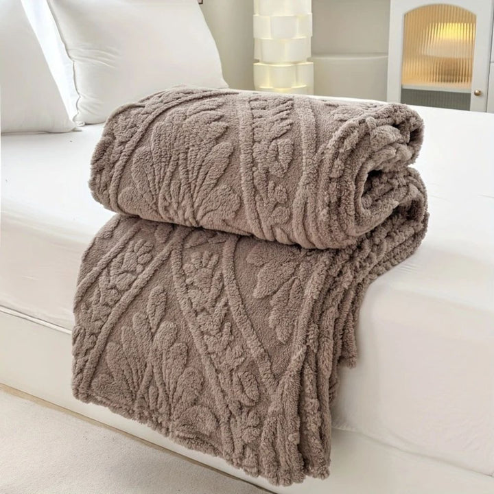 Lisslune | Paris Weave Jacquard Fleece Blanket