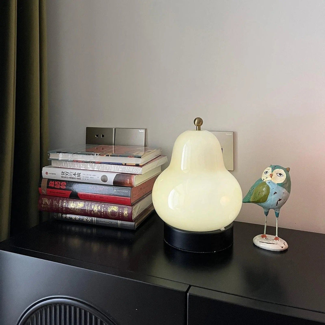 Lisslune | GlowPear – Pear-shaped touch dimmer lamp with warm light