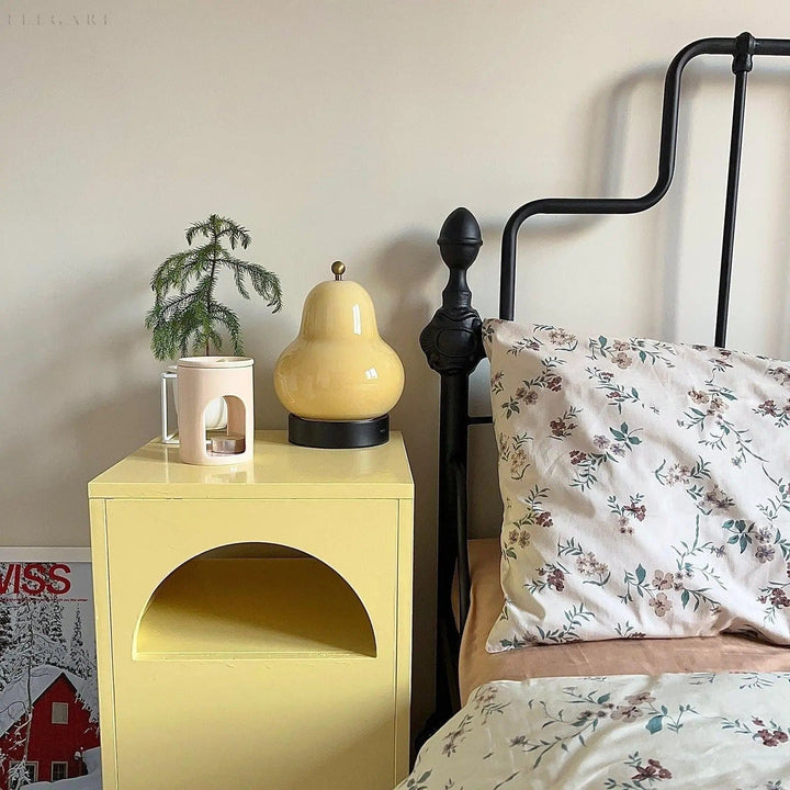 Lisslune | GlowPear – Pear-shaped touch dimmer lamp with warm light