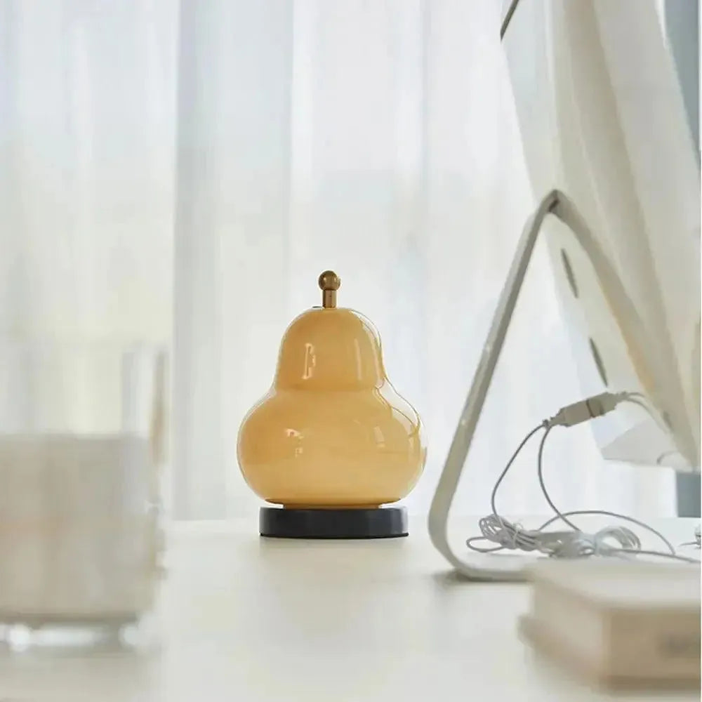 Lisslune | GlowPear – Pear-shaped touch dimmer lamp with warm light