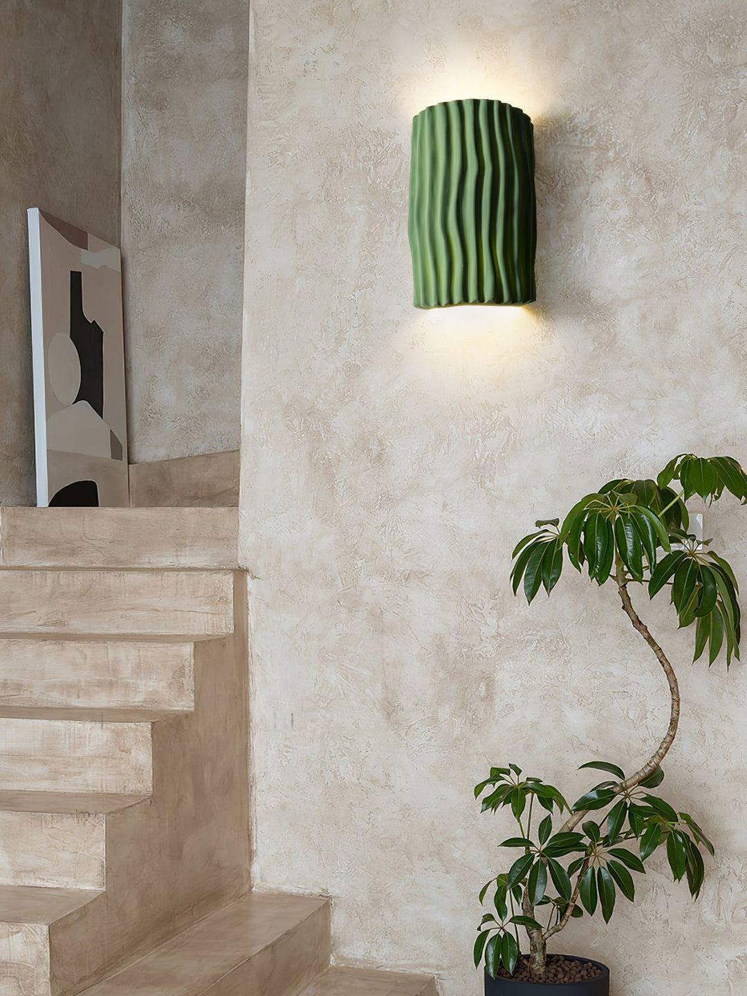 Lisslune | NordicLuxe – Resin Wall Light with Warm and Inviting Glow