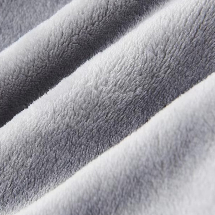 Lisslune | Plush Fleece Contrast Trim Bathrobe