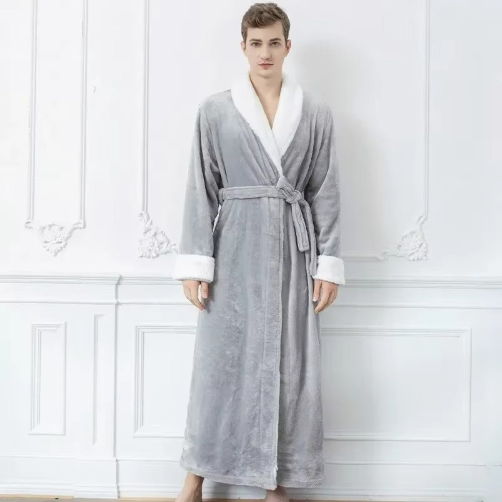 Lisslune | Plush Fleece Contrast Trim Bathrobe