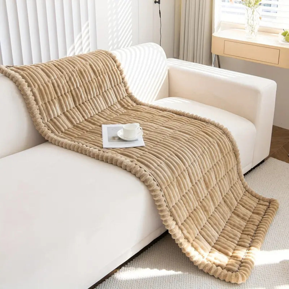 Lisslune | Plush Pleated Edges Sofa Cover