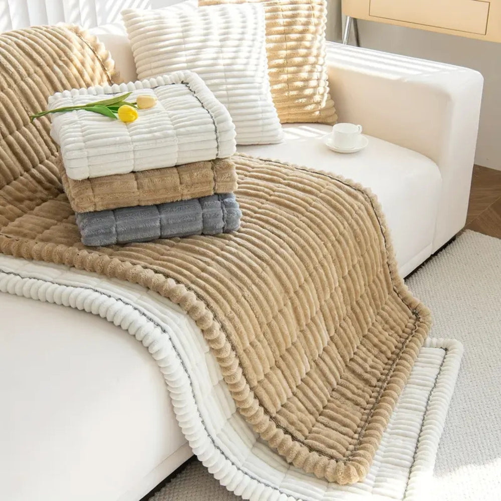 Lisslune | Plush Pleated Edges Sofa Cover
