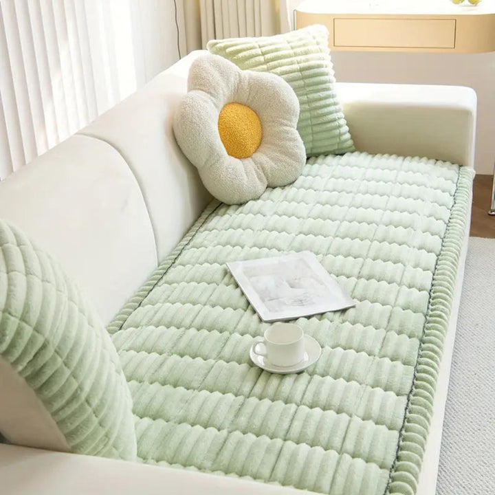 Lisslune | Plush Pleated Edges Sofa Cover