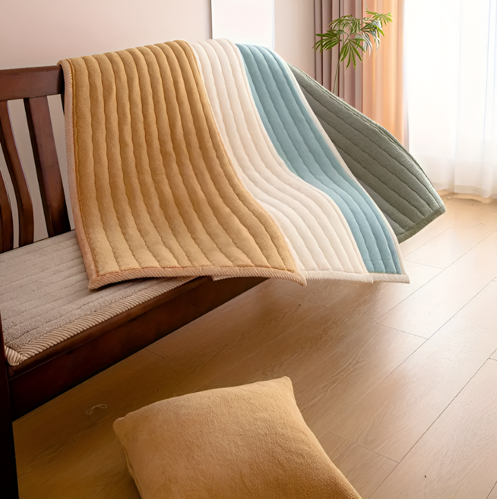 Lisslune | PolyesPlush Non-Slip Sofa Cover – Pet-Friendly, Machine Washable Couch Protector