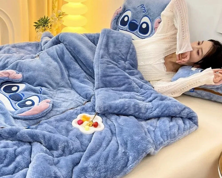 Lisslune | Luxury blanket and cushion set for ultimate comfort
