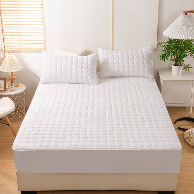 Lisslune | Eucalyptus Fitted Sheet Set with Pillowcases