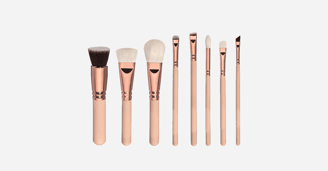 Lisslune | Princess Makeup Brush Set with 8 Pieces in Rose Gold and Beige Handles - Makes you look and feel like a princess!