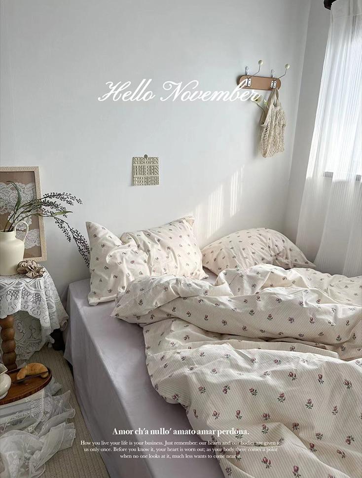 Rynx Lila Vintage Floral Bedding Set