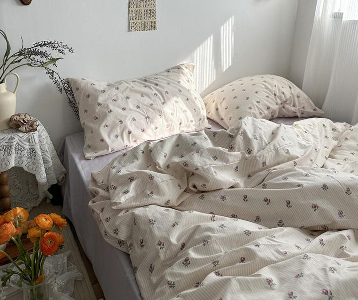 Rynx Lila Vintage Floral Bedding Set
