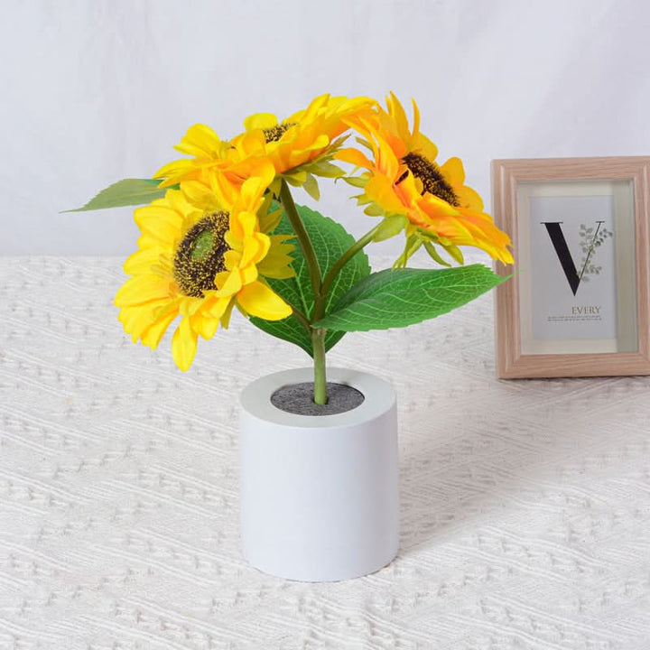 Lisslune | Shimmering Sunflower LED Table Lamp
