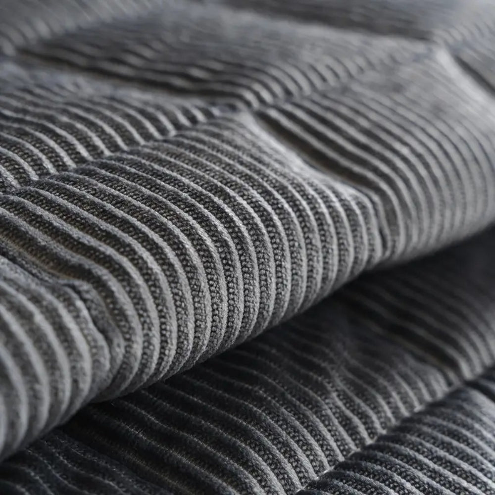 Lisslune | Metro Line Quilted Couch Cover Mat