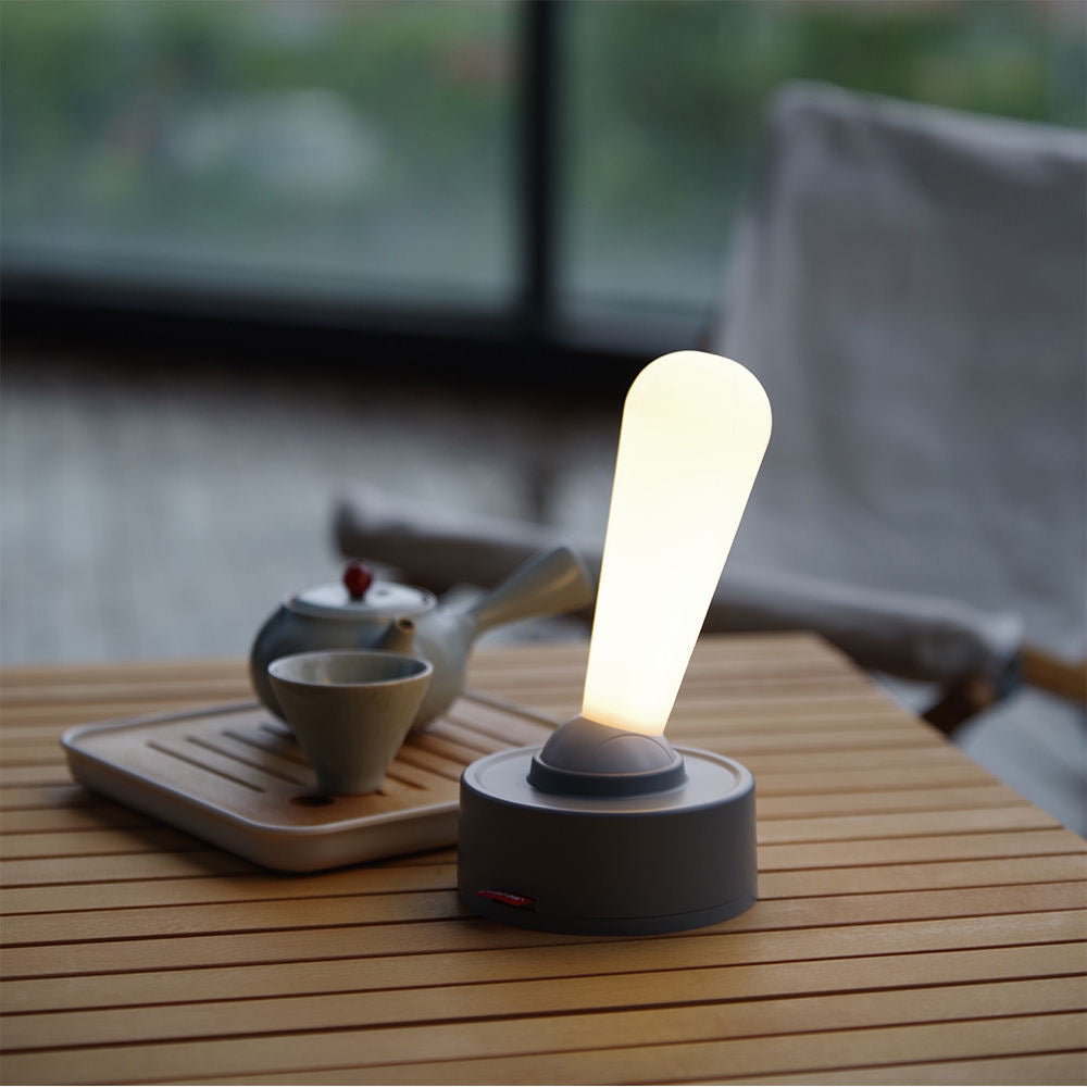 Lisslune | GlowSwitch - Classic Lever Table Lamp