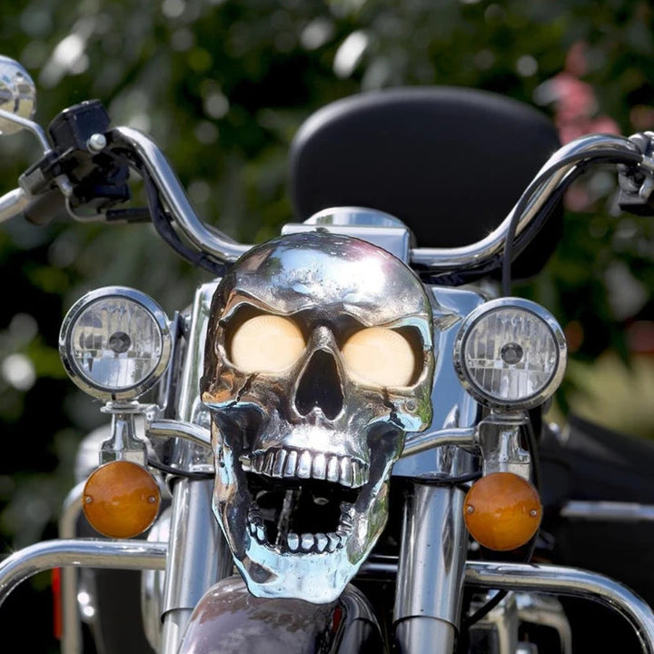 Lisslune | Energy-saving LED spotlight with retro skull design