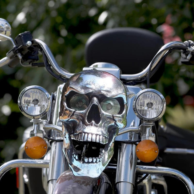 Lisslune | Energy-saving LED spotlight with retro skull design
