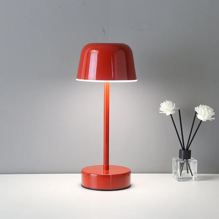 Lisslune | PRISMA PULSE FLARE – Dynamic LED Table Lamp