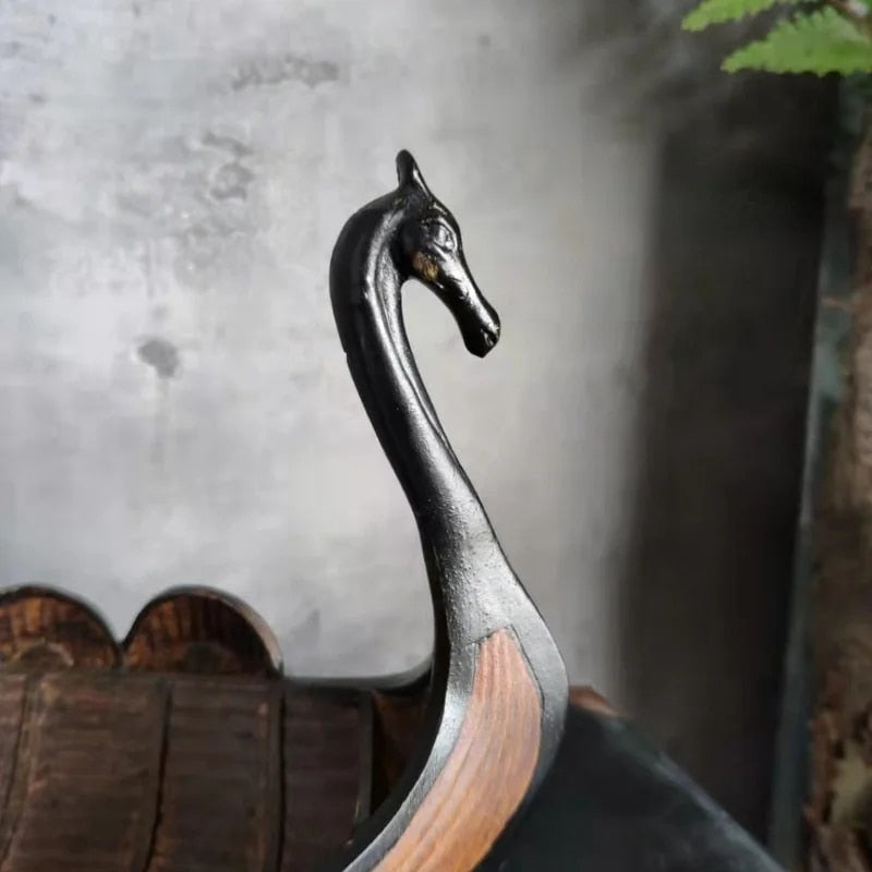 Lisslune | Retro Viking Steering Ship Craft