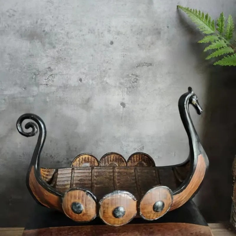 Lisslune | Retro Viking Steering Ship Craft